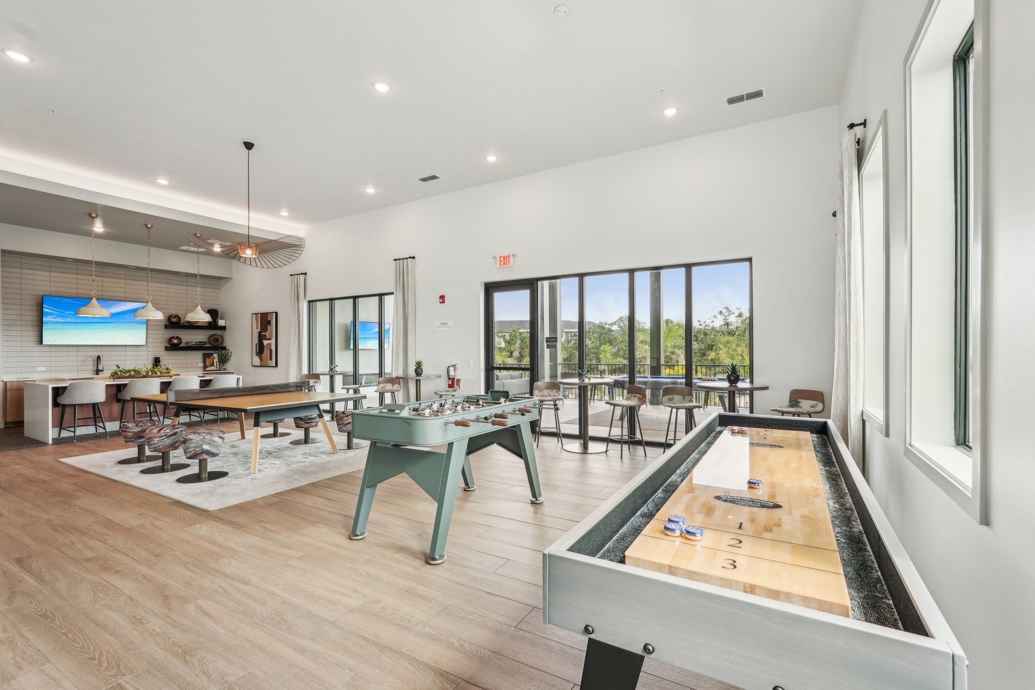 Gallery | The Crossing at Palm Aire | Luxury Apartments in FL